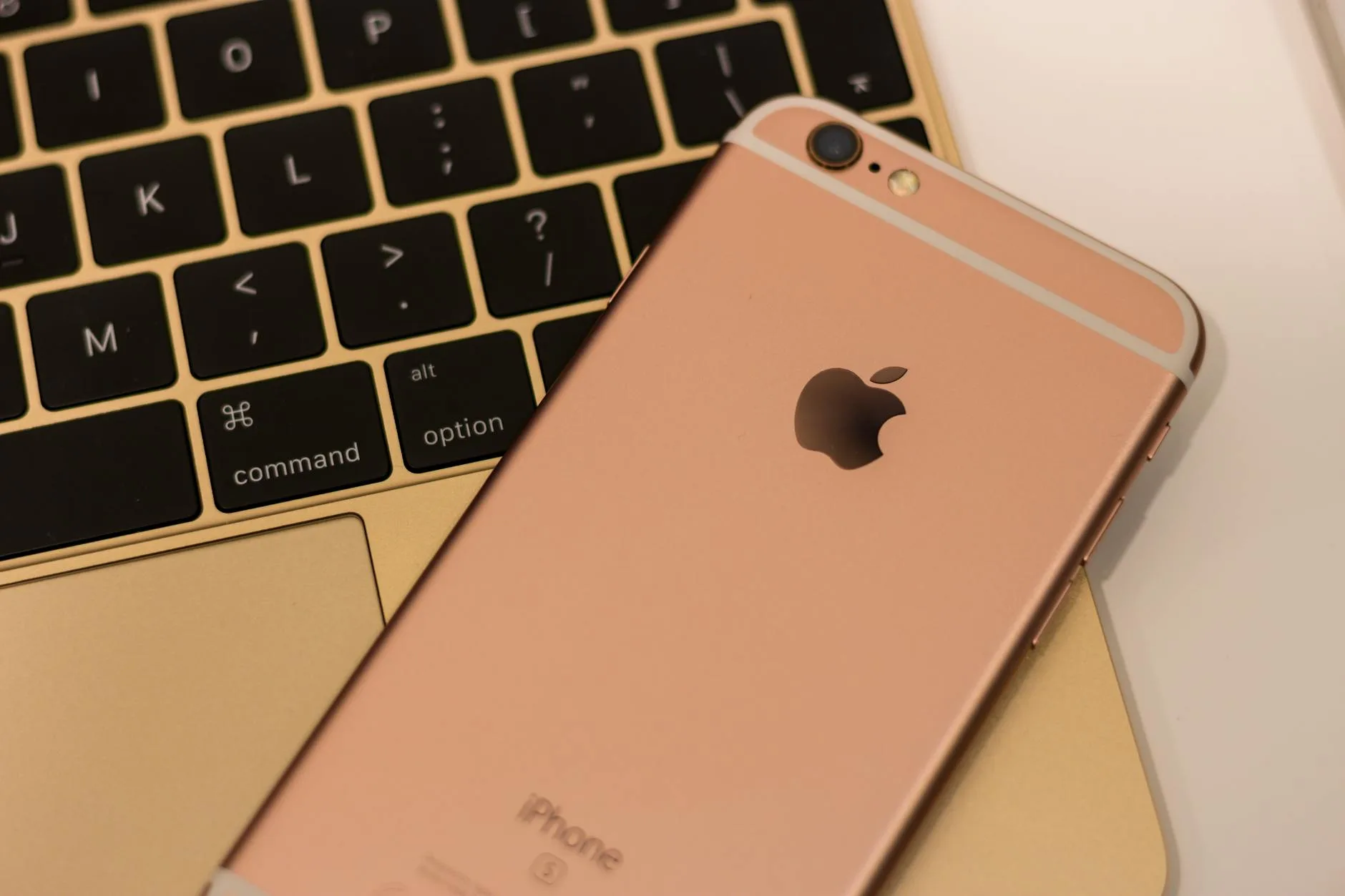 Dictation iPhone bahasa Indonesia